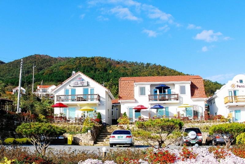 Namhae Trak Pension