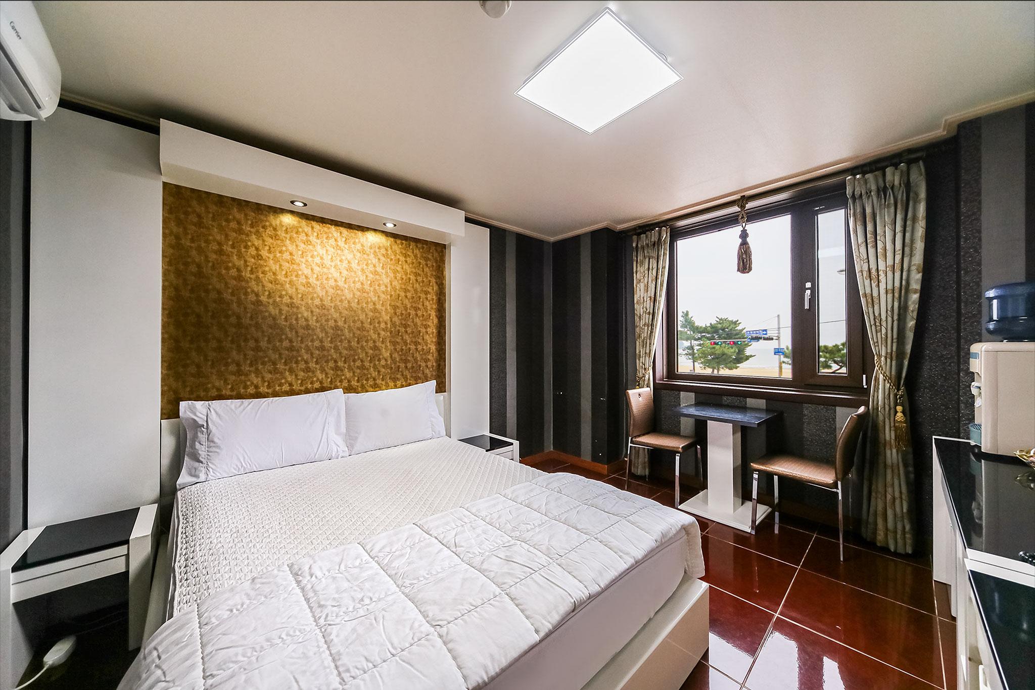 Pohang Youngildae Dolphins