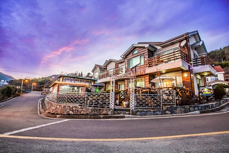 Namhae Ocean View Pension