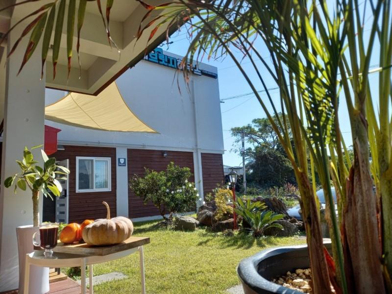 Seogwipo Olle Bridge House Pension