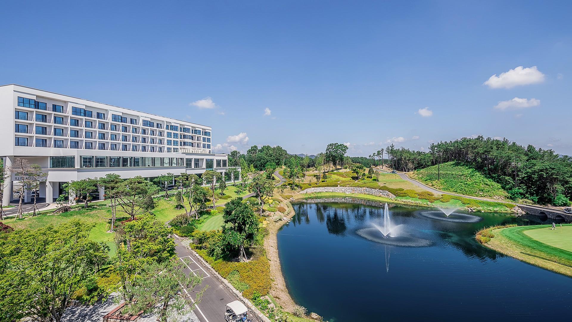 Illite Hotel