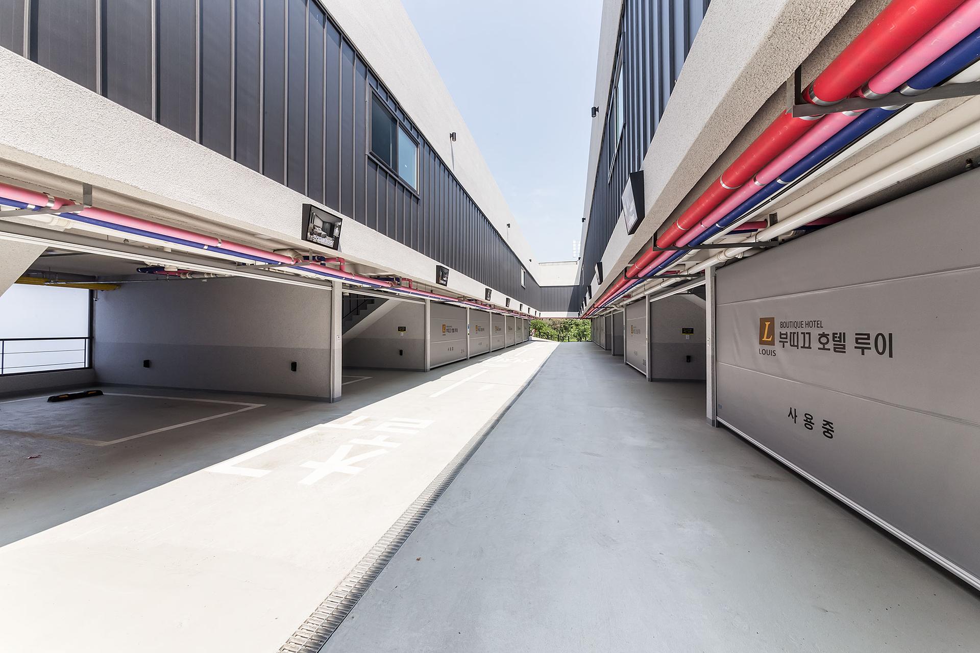 Gimpo Drive-in B-faced Hotel Louis-3
