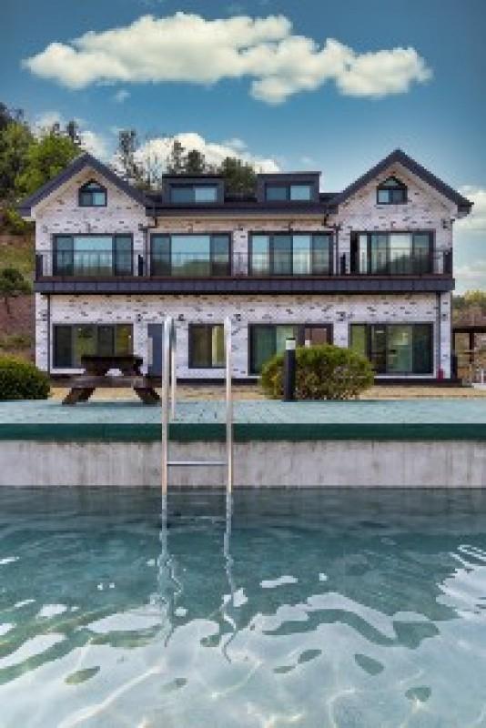 Gapyeong Seravi Pool Villa-59