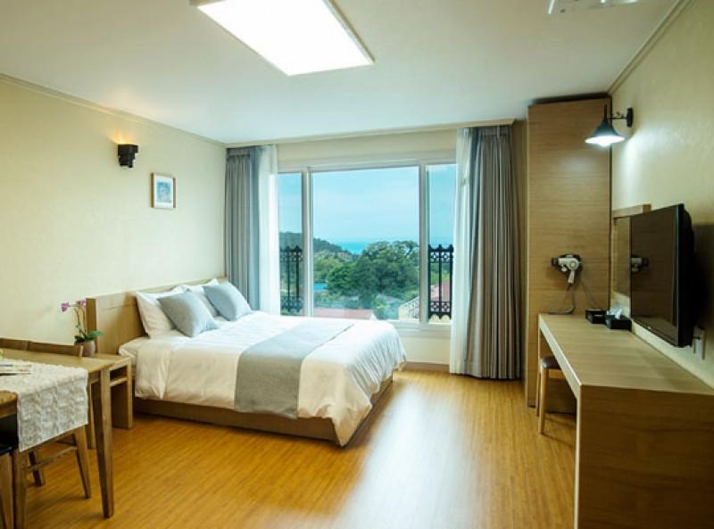 Seogwipo Haerian Hotel