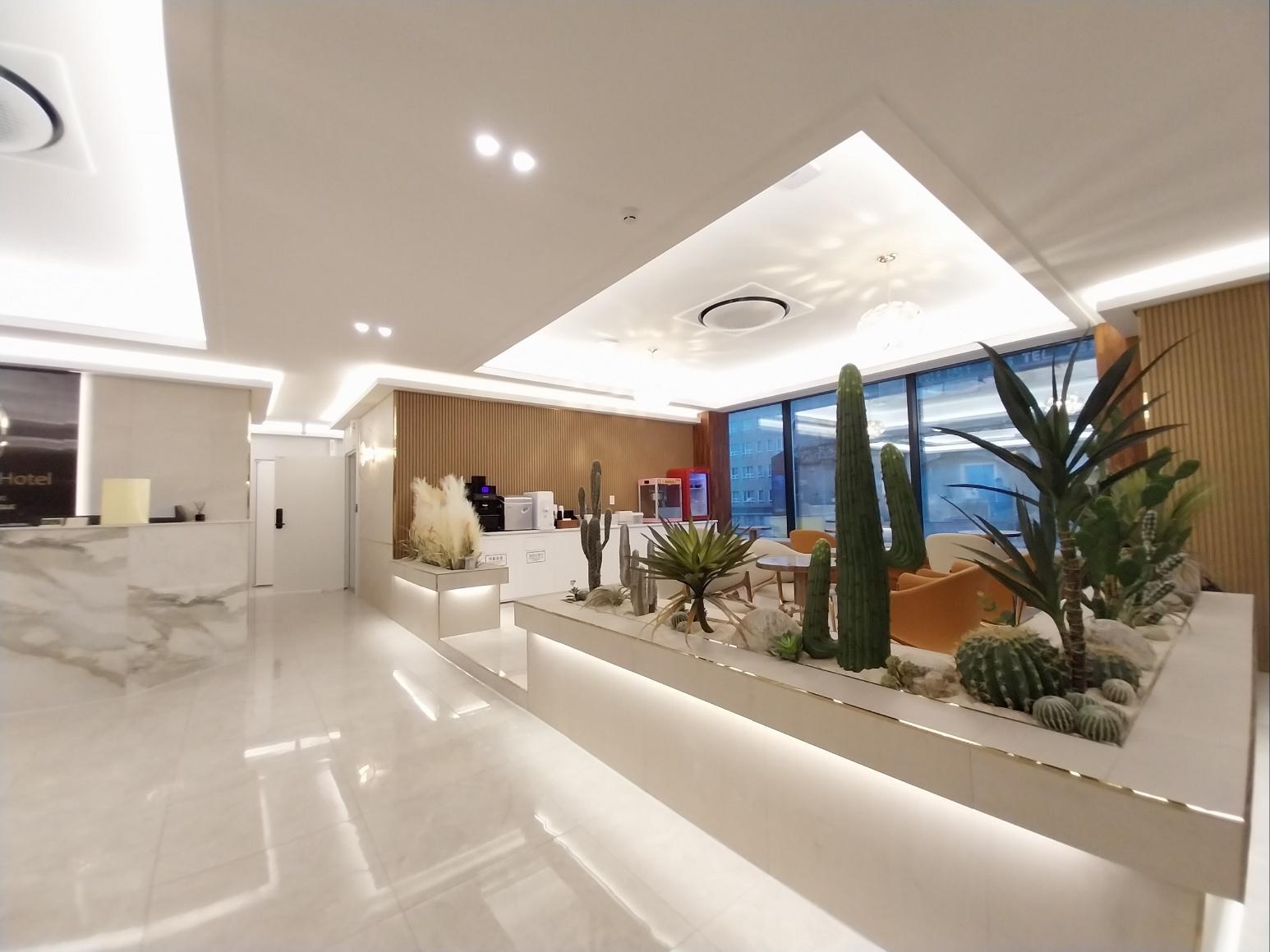 Incheon Airport (Unsudong) DK Airport Hotel