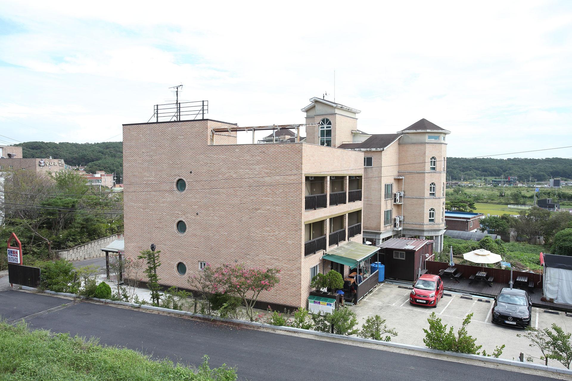 Yongyu Island German Pension