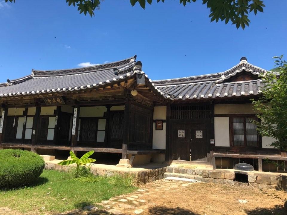 Mookgae Seowon(Manhuejeong)