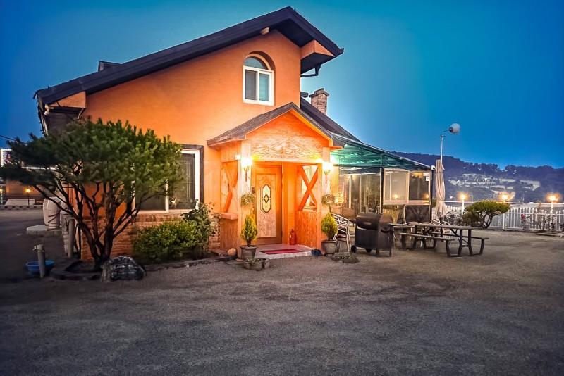 Ganghwa Island Pine Scented Pension-26