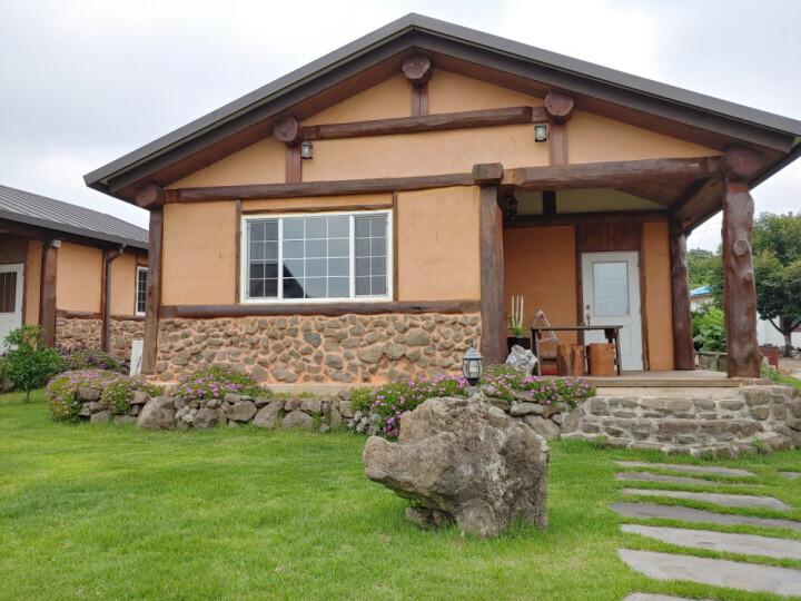 Geumok Log Pension-4
