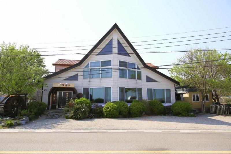 Hwaseong (Jebudo) Sunrise Pension