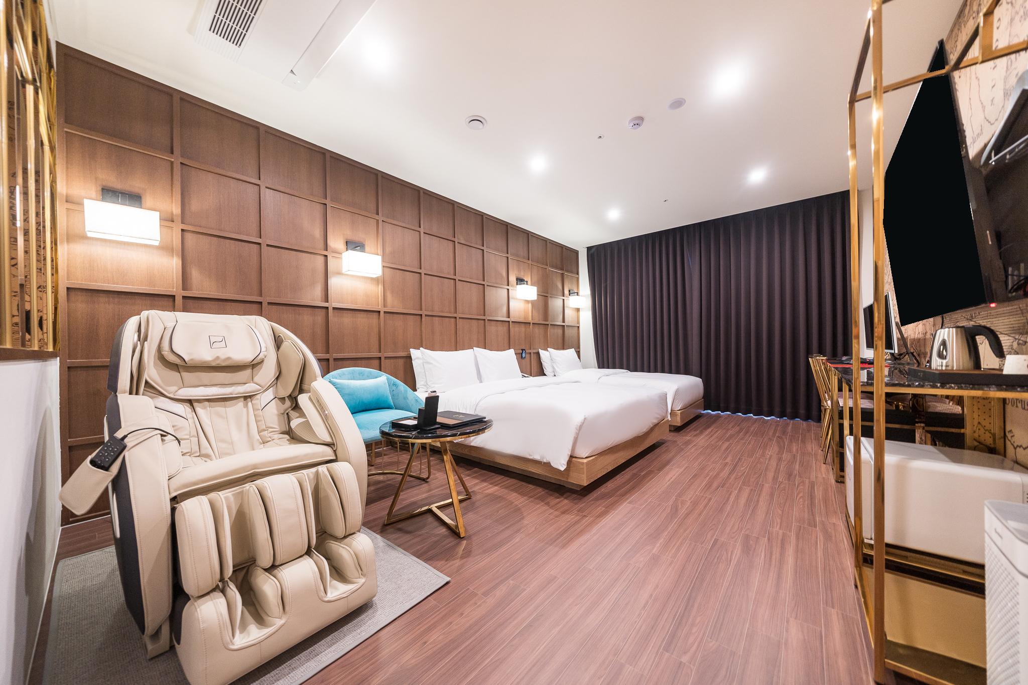 Bucheon Four Star-7