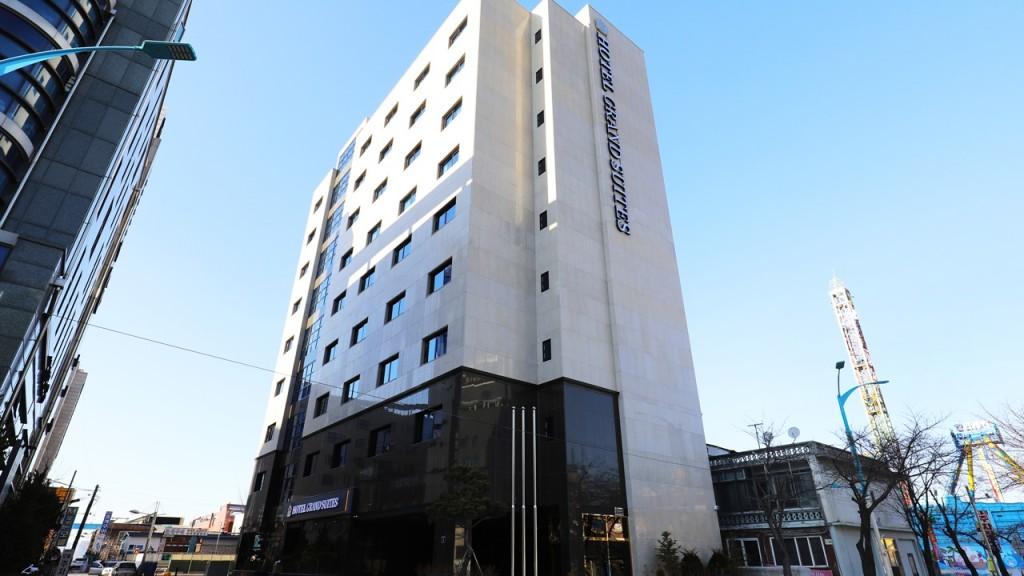 Wolmido Grand Suite Hotel-7