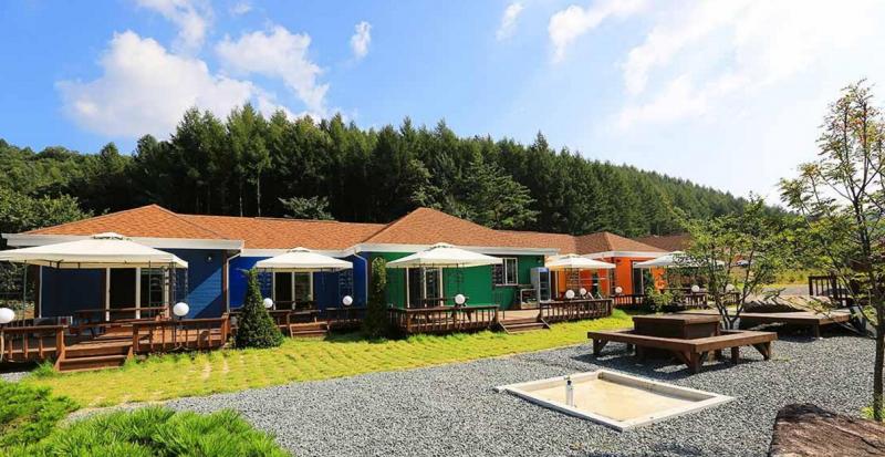 Pyeongchang Rainbow Ocher Pension