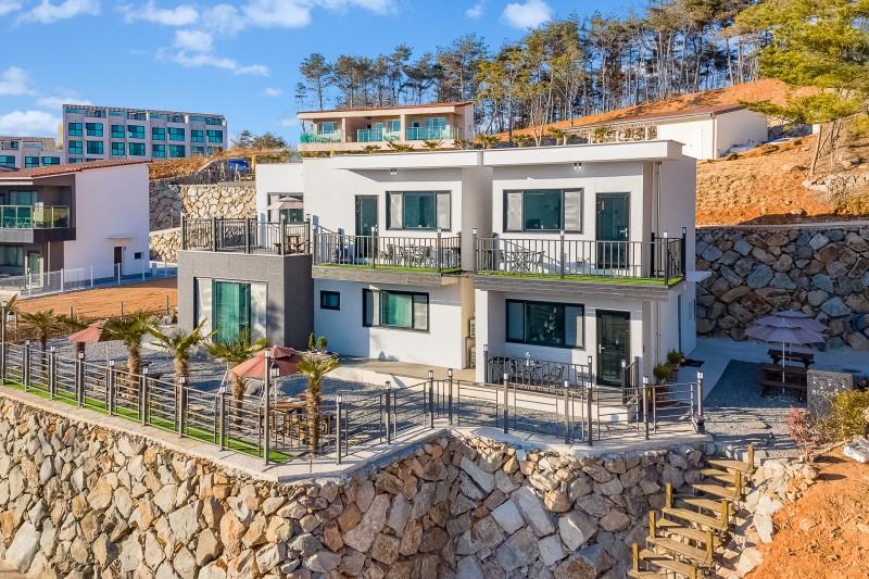 Namhae Blossom Pension