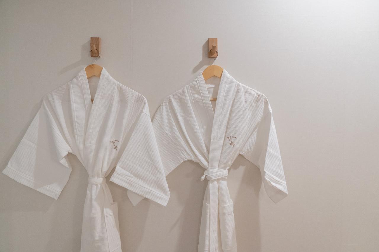 Ilsan (Tanhyeon) The Hyoosik Aank Hotel-28