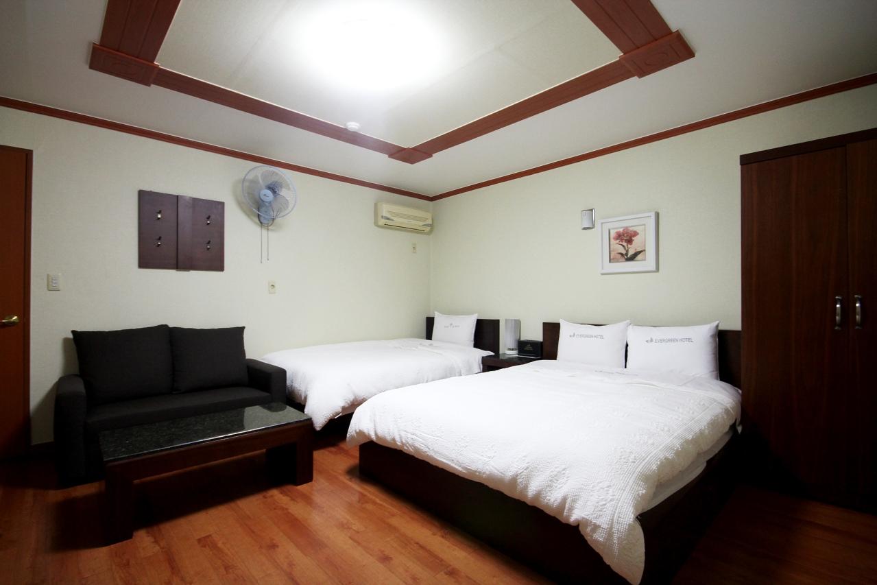 Geojedo Okpo Evergreen