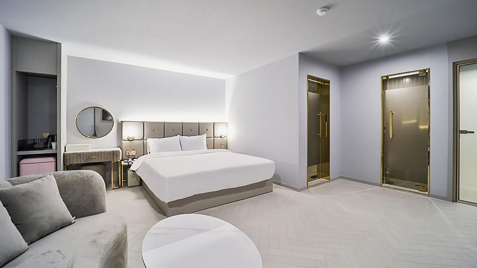 Denbasta Hotel Masan Eosijangjeom