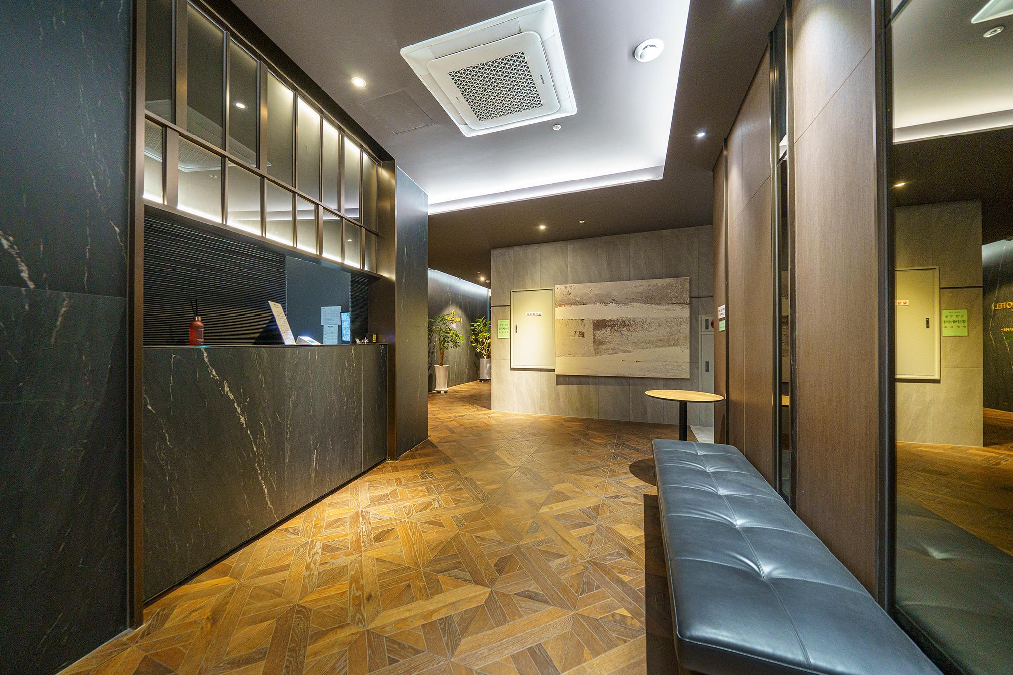 Kimpo Amuse Hotel-23