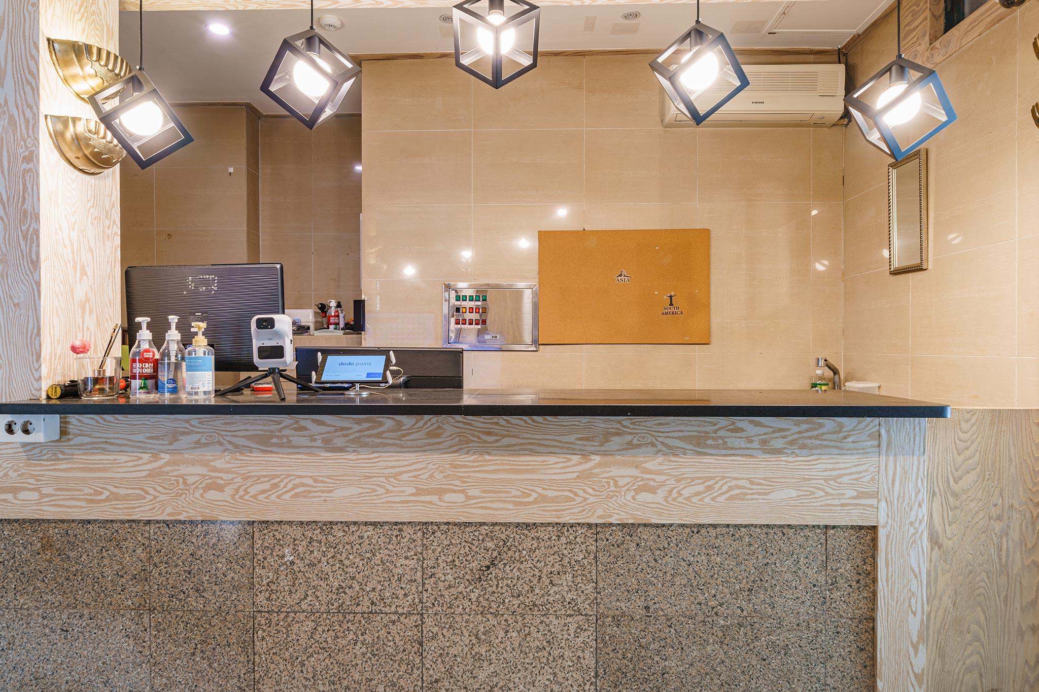 Suwon Station Some Suwon-11