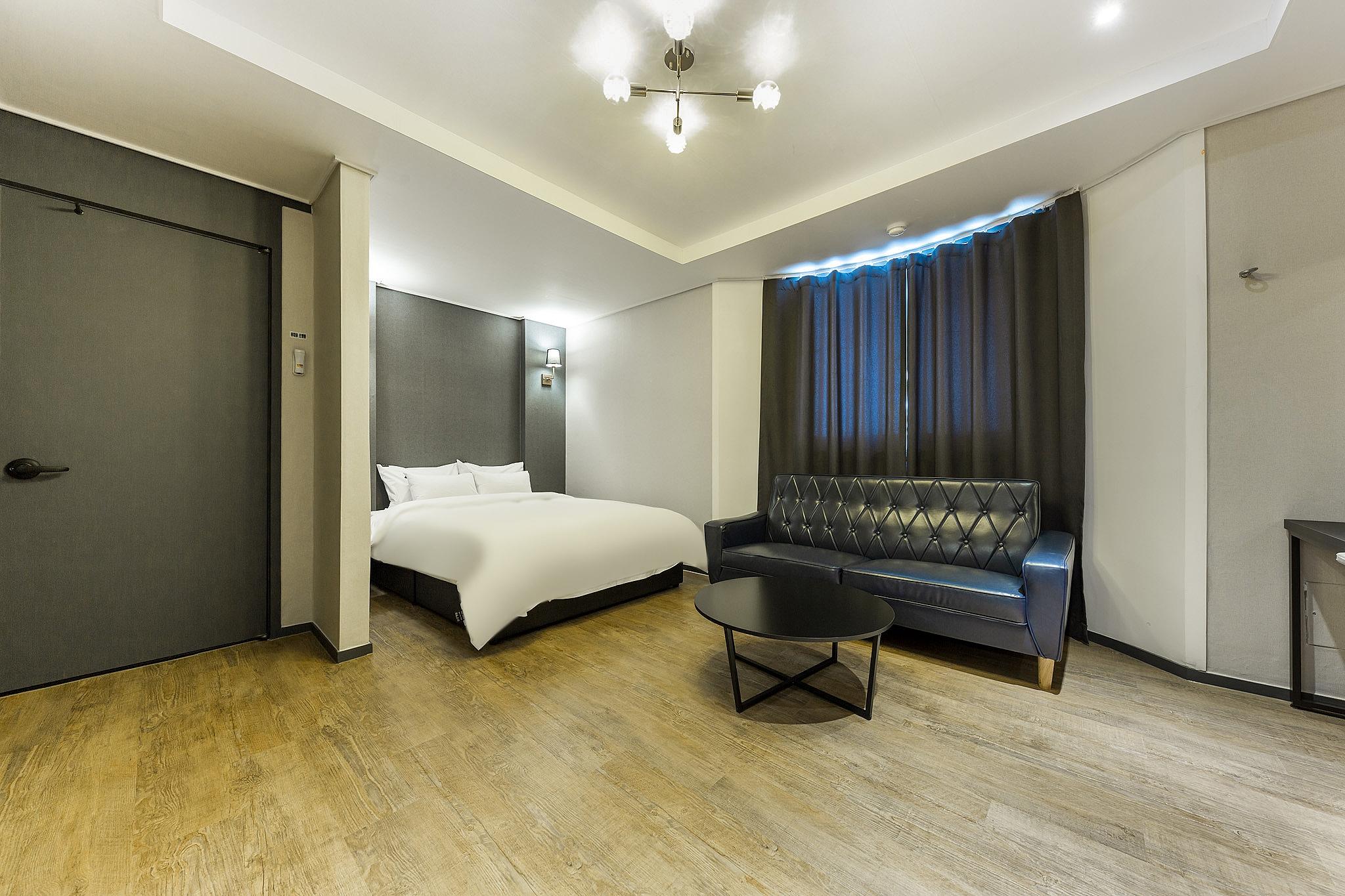 Jeongju Ochang Hotel Bom