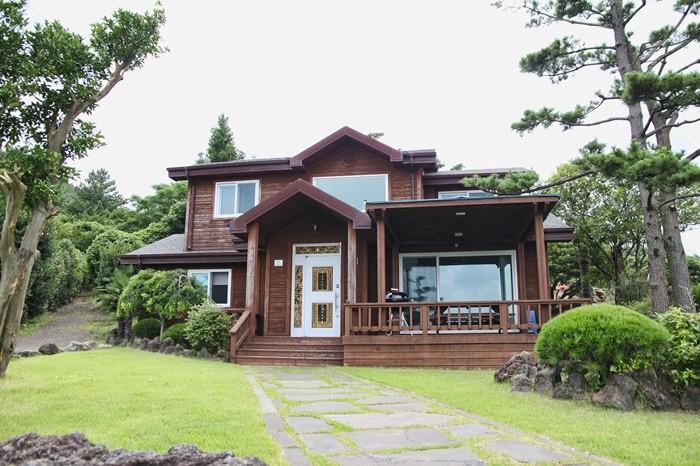 Jeju Hallaheights Pension-4