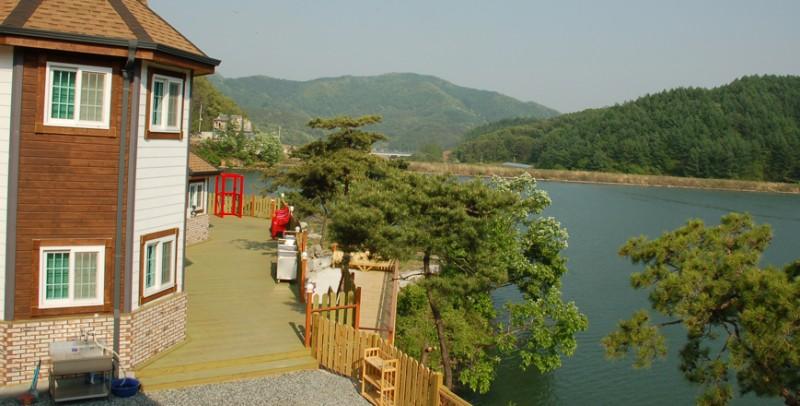 Pocheon Lake's Morning Pension-6