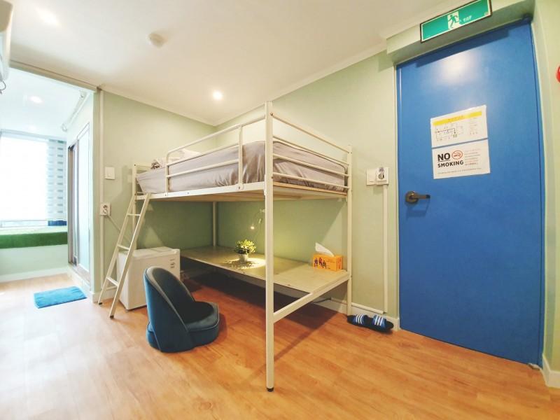 Seoul Myeongdong Rooftop Hostel-4