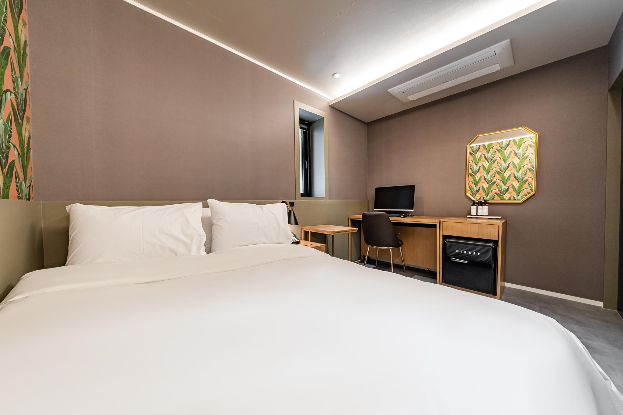 Sinchon Number 25 Sinchon Branch-5