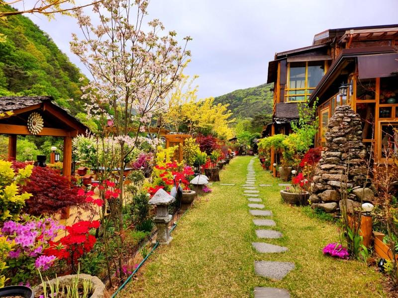 Muju Heukjip Punggyeong Pension