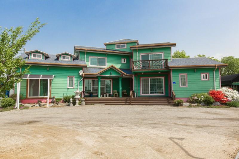Cheorwon River Pension