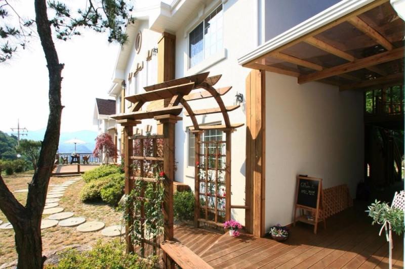 Gapyeong Eco Pension-17