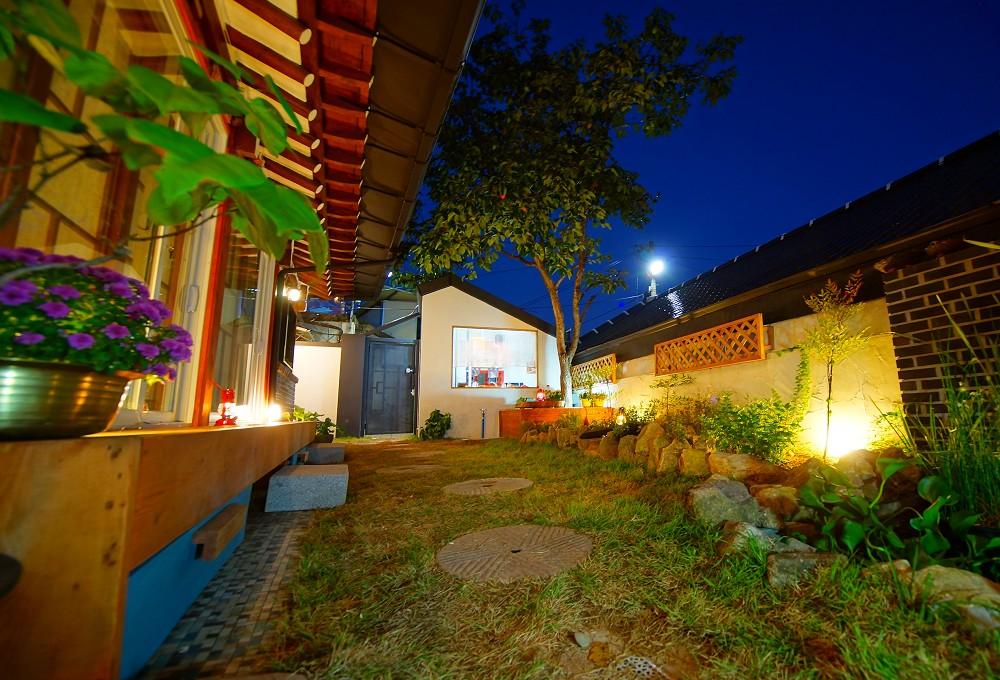Hanok Geugot Guesthouse-4