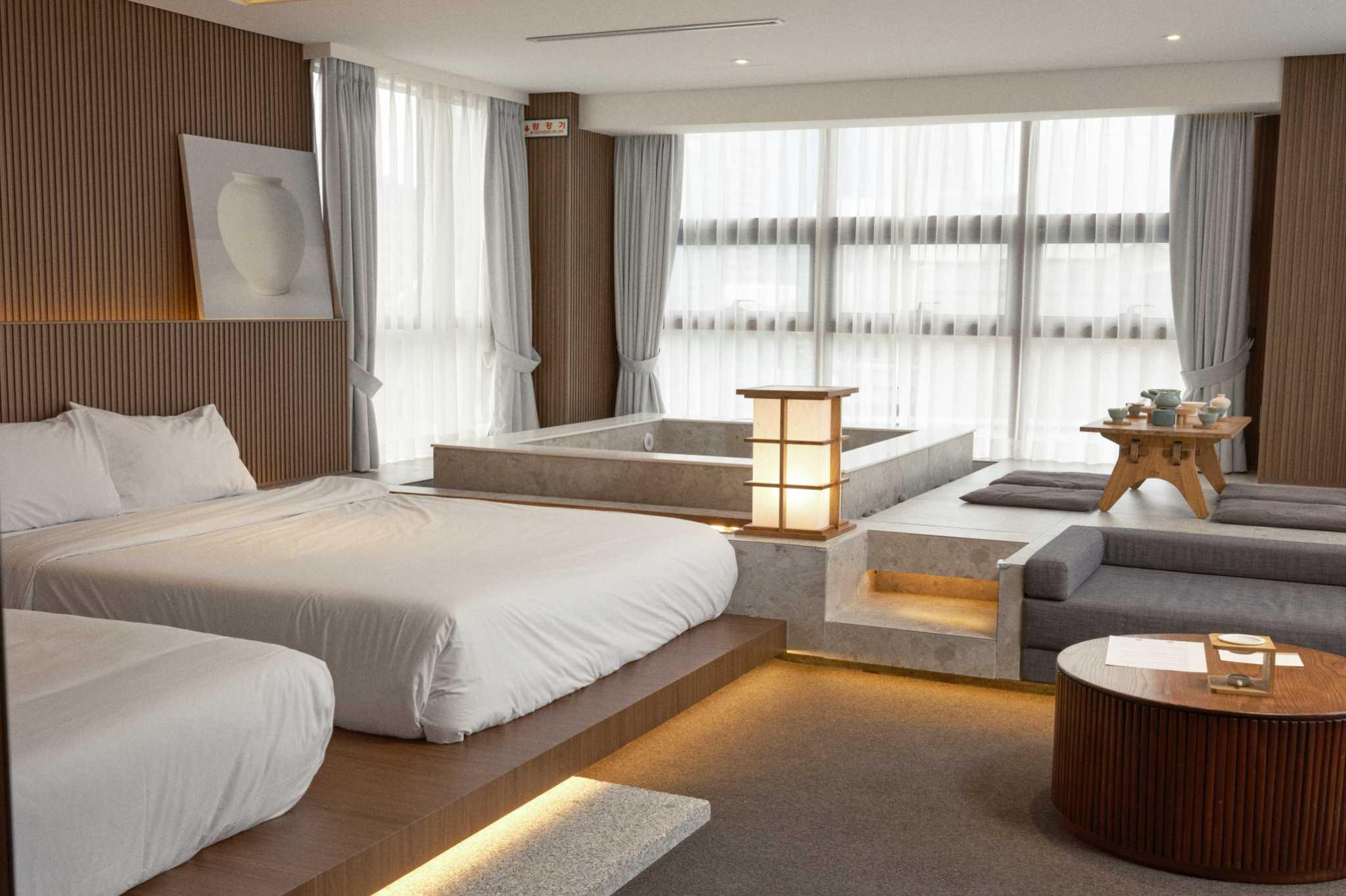 UH Suites The Myeongdong