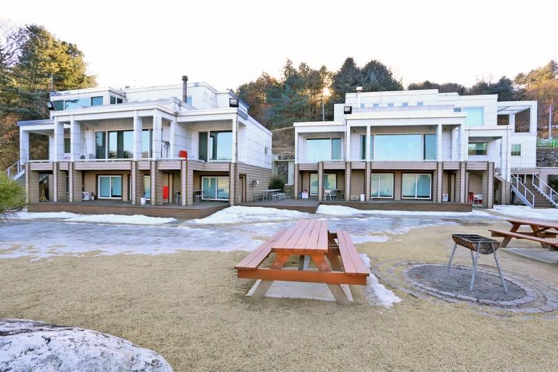 Gapyeong Buddy House Pension-9