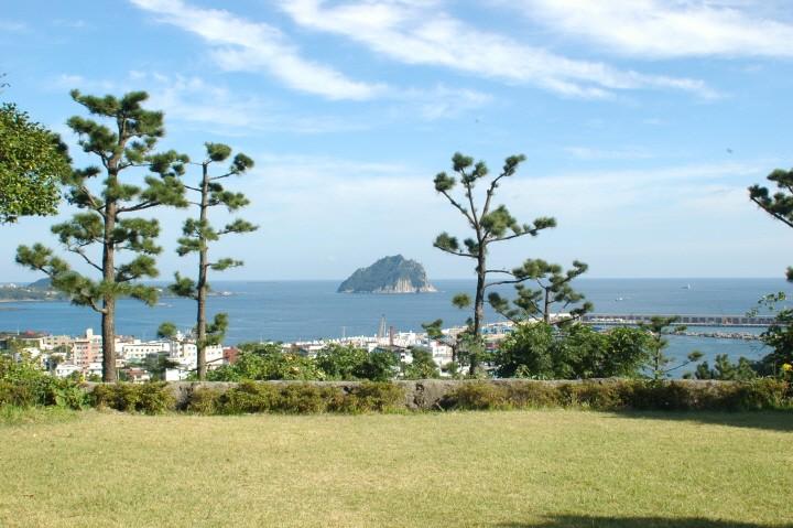 Jeju Pureun Bada Pension-11