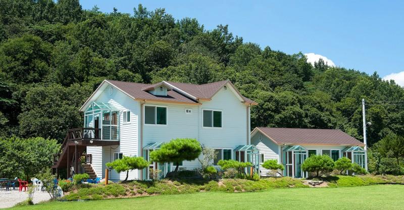 Damyang Clover Pension