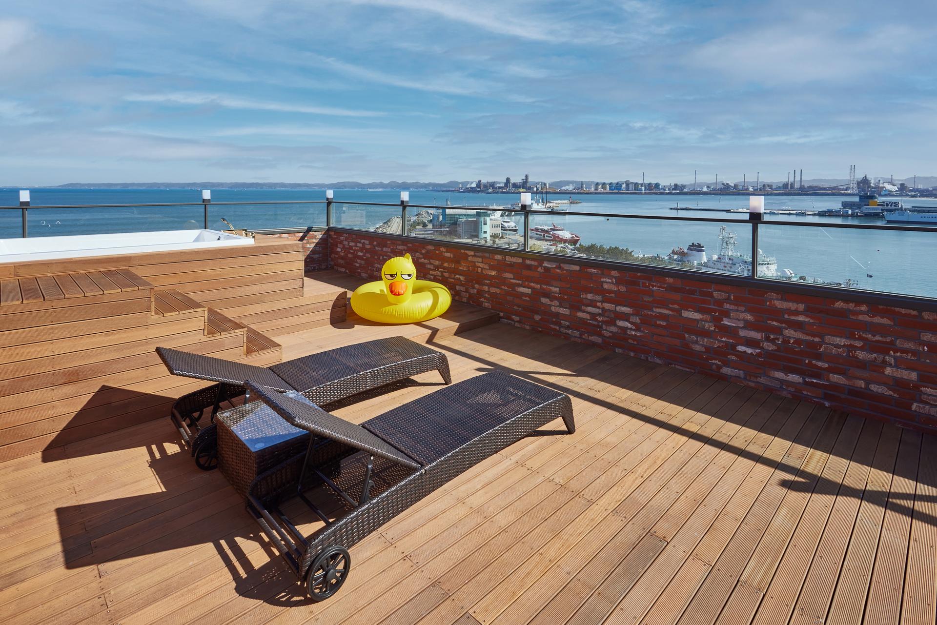 Pohang Brown Dot Terrace Pohang Terminal branch