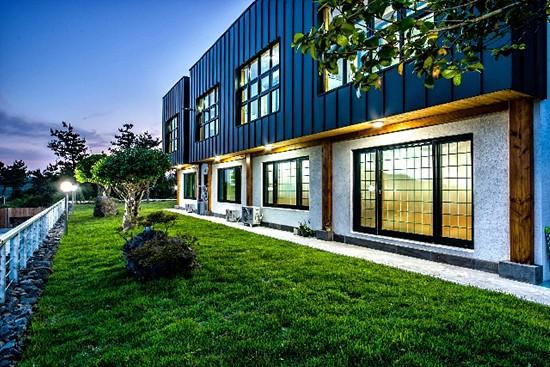 Seogwipo Badamaru Pension-7