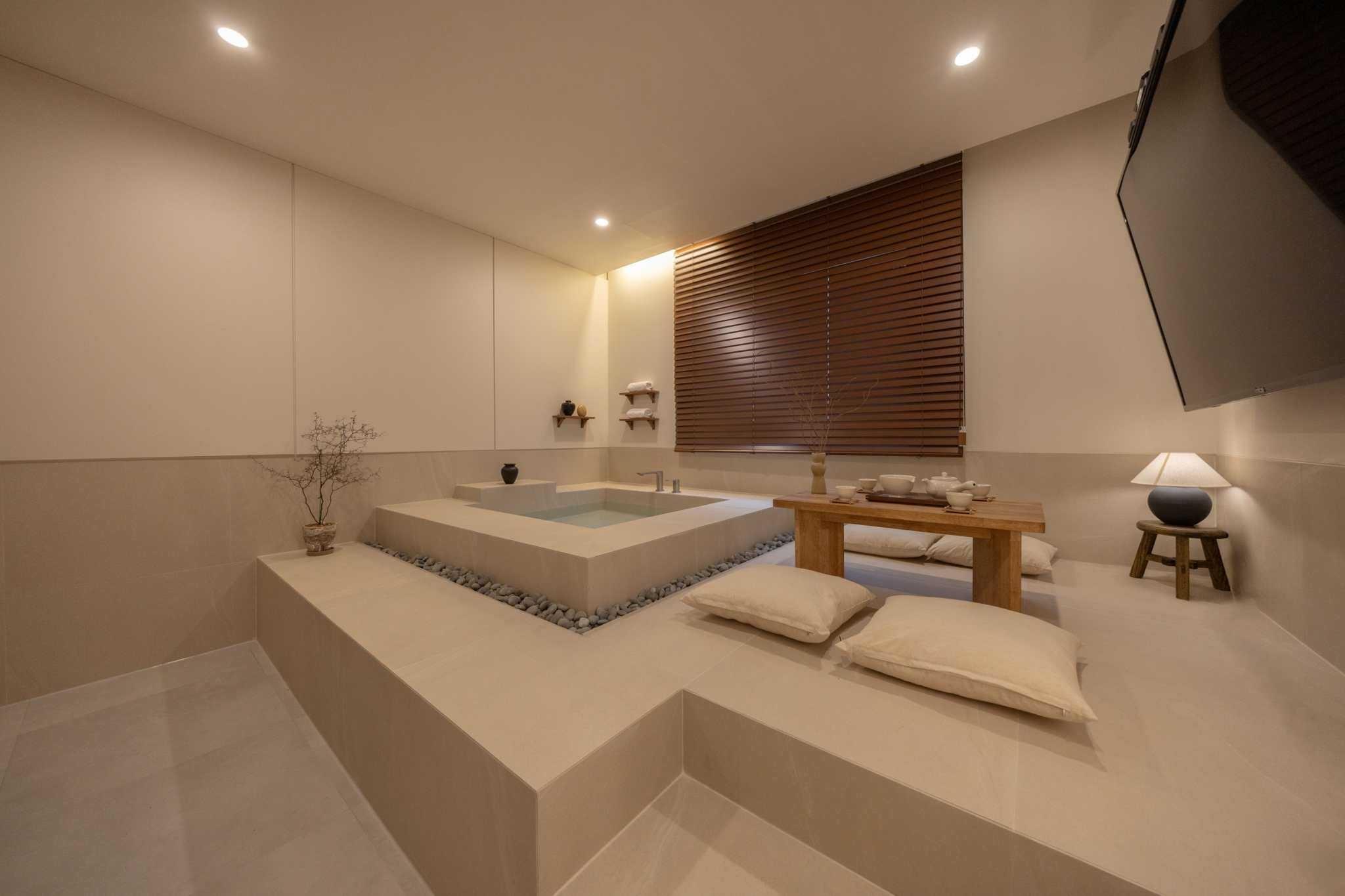 Nomad Aank Hotel Gumi Branch