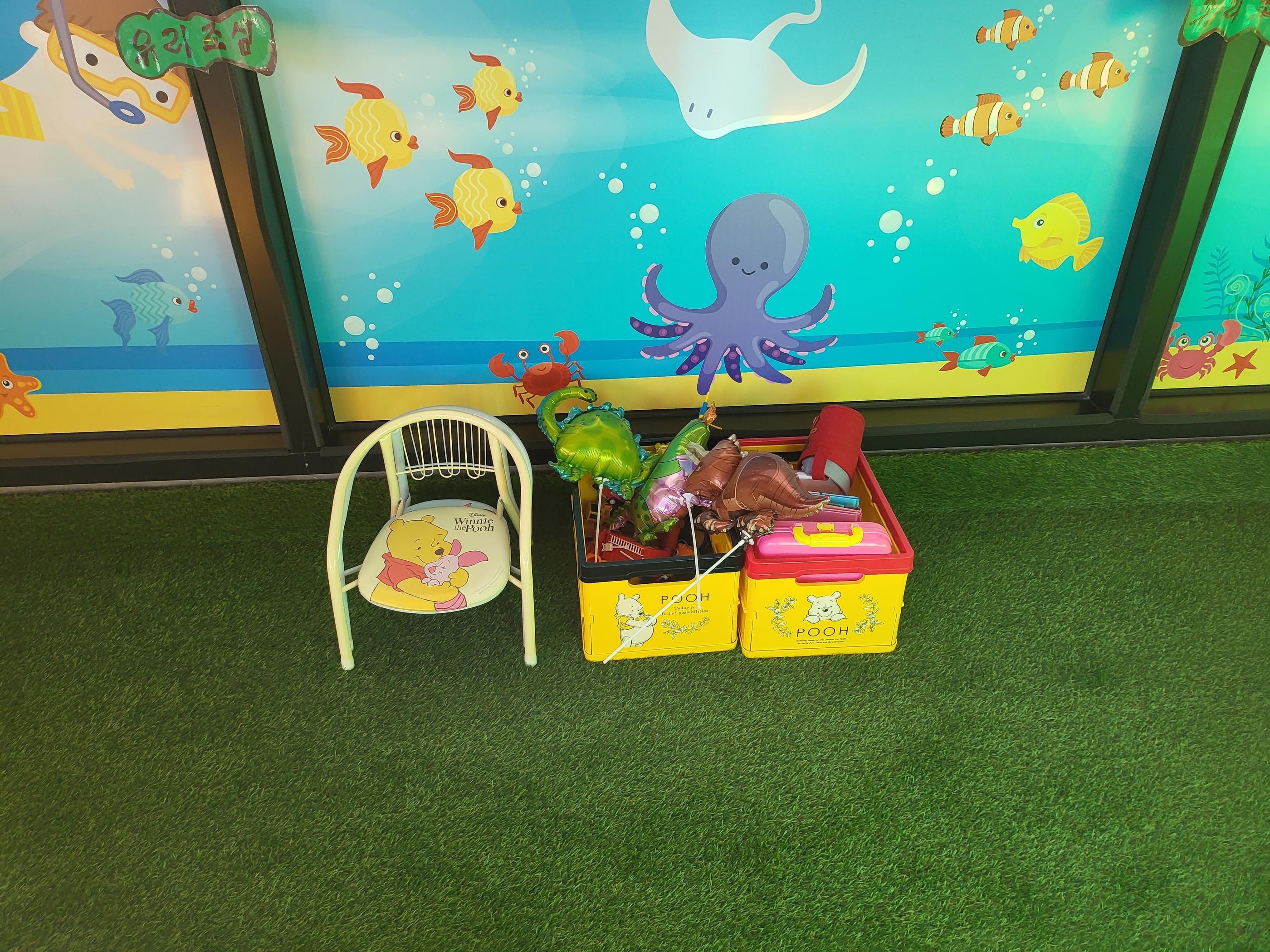 The Hue Kids Pool Vila-10