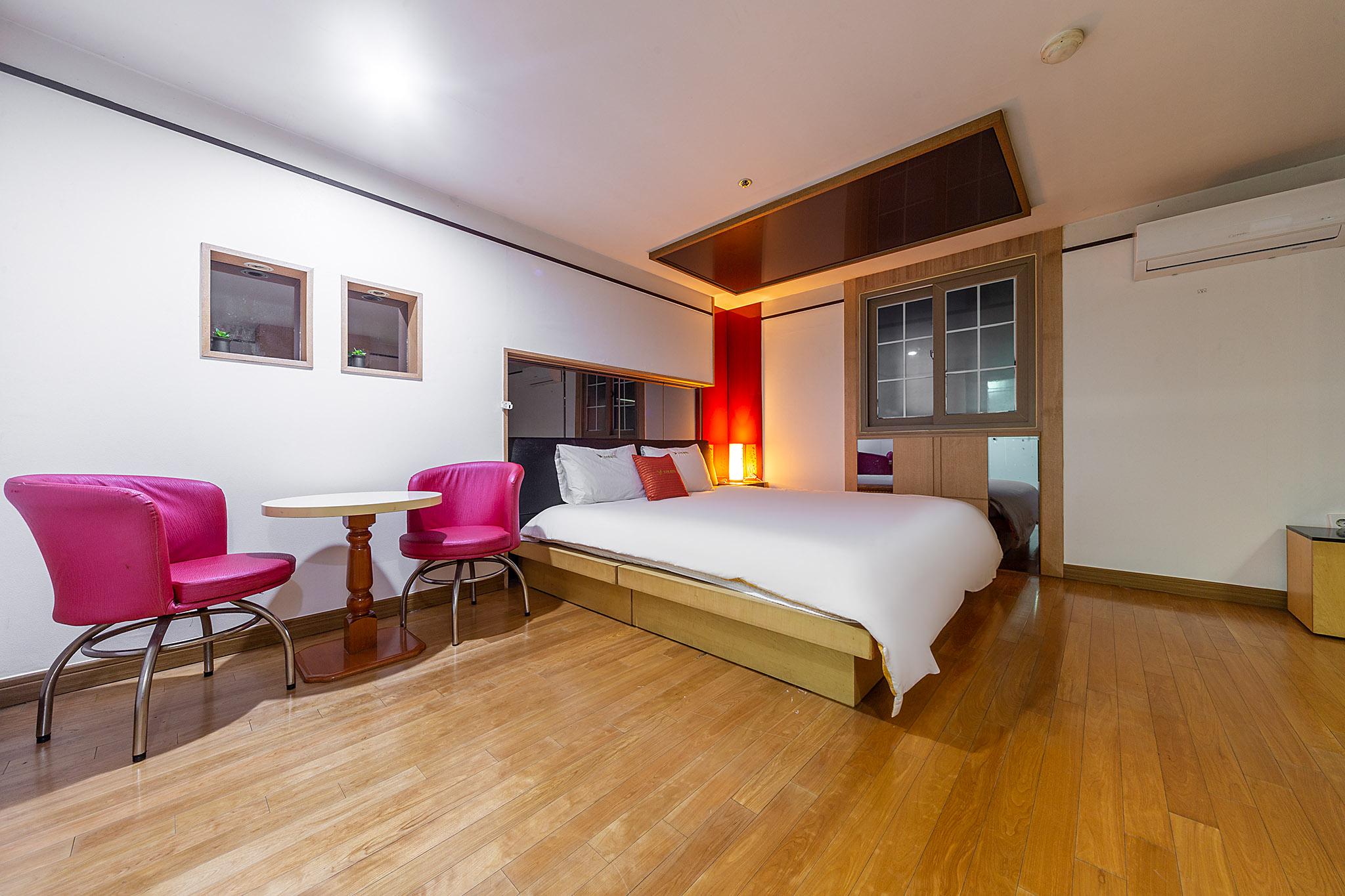 Changwon Jinhae Yongwon Freetel