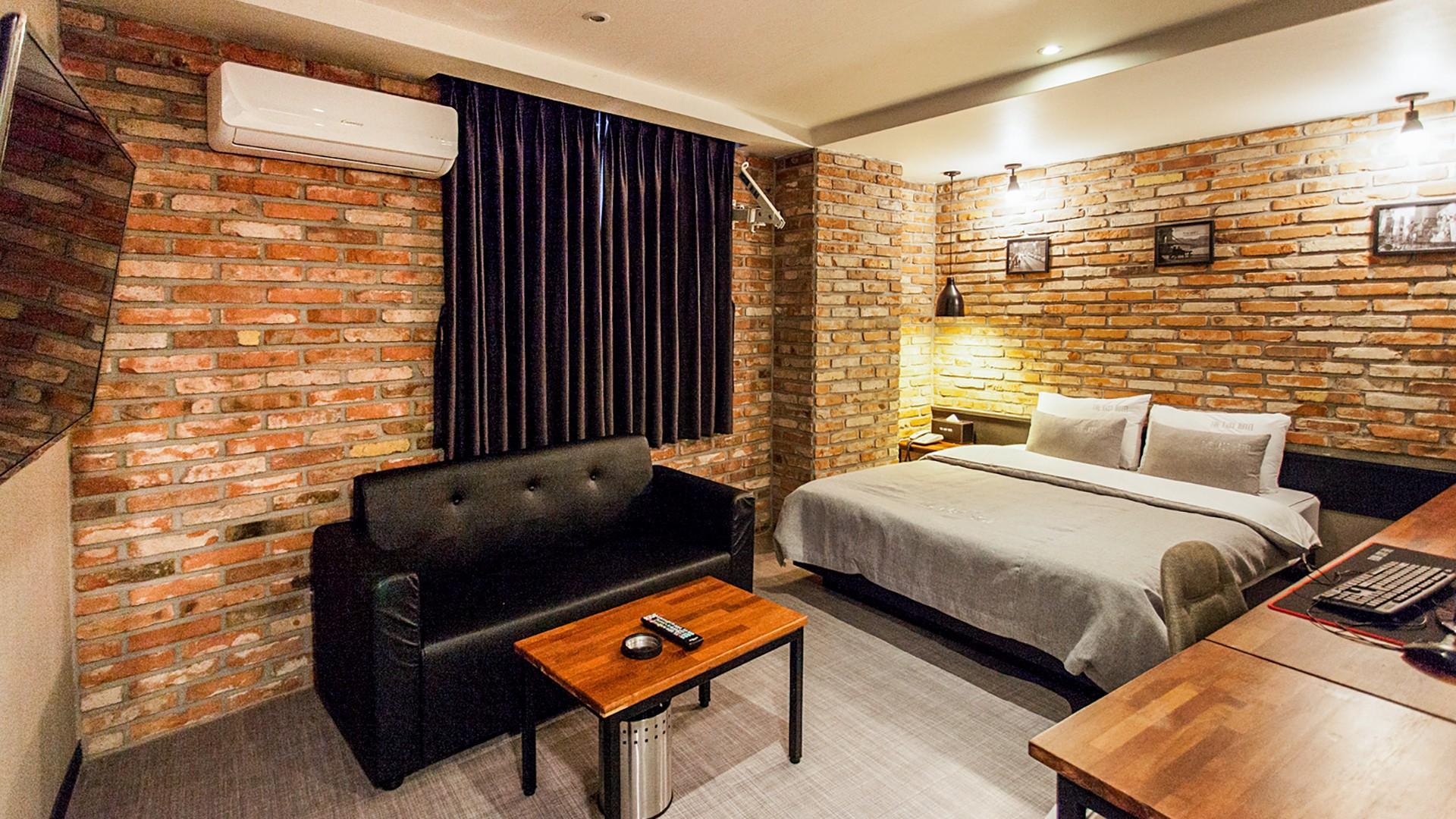 The Last Hotel