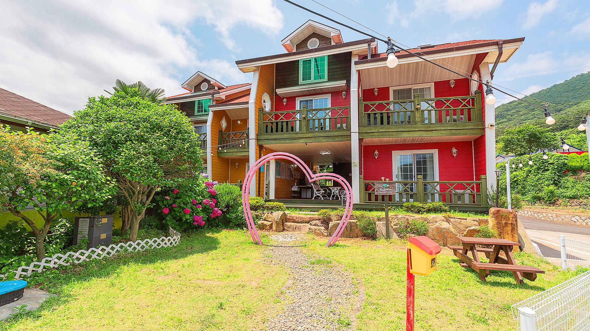 Geoje Rosemary Pension