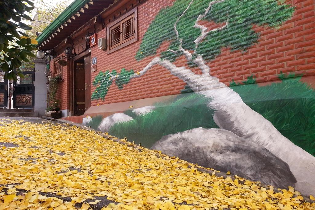 Jongno Punggyeong Hanok Stay-5