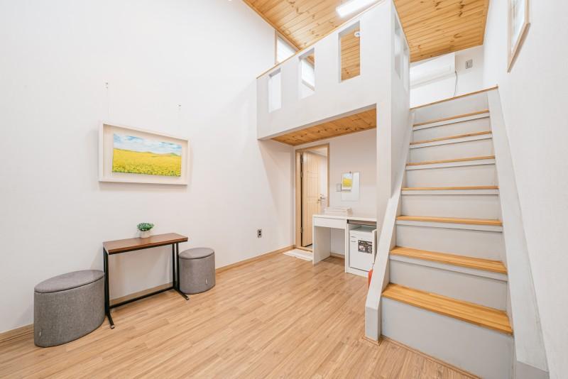 Jeju Hoomini Pension