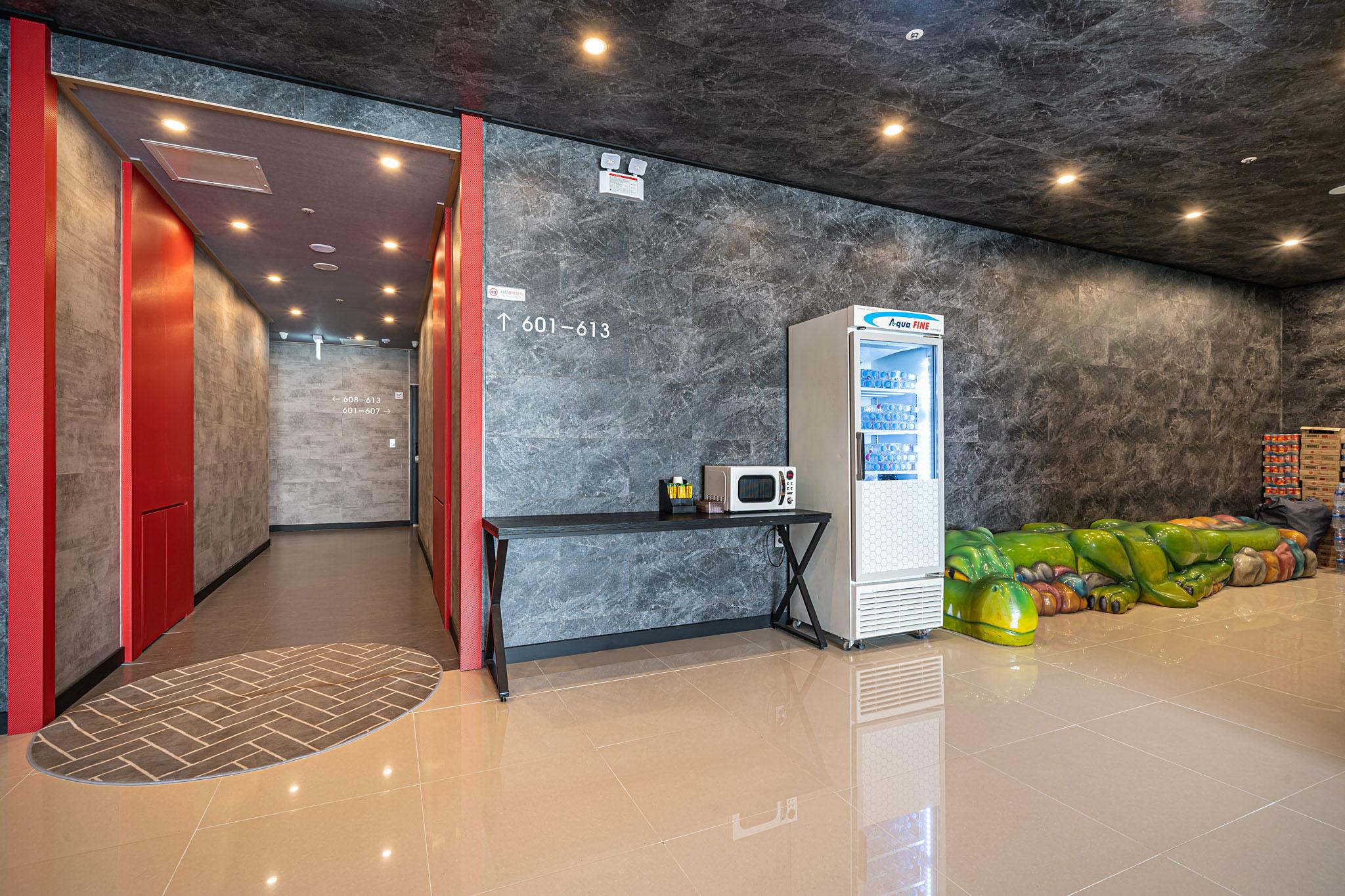 Hwaseong (Hyangnam) Hotel and You-2