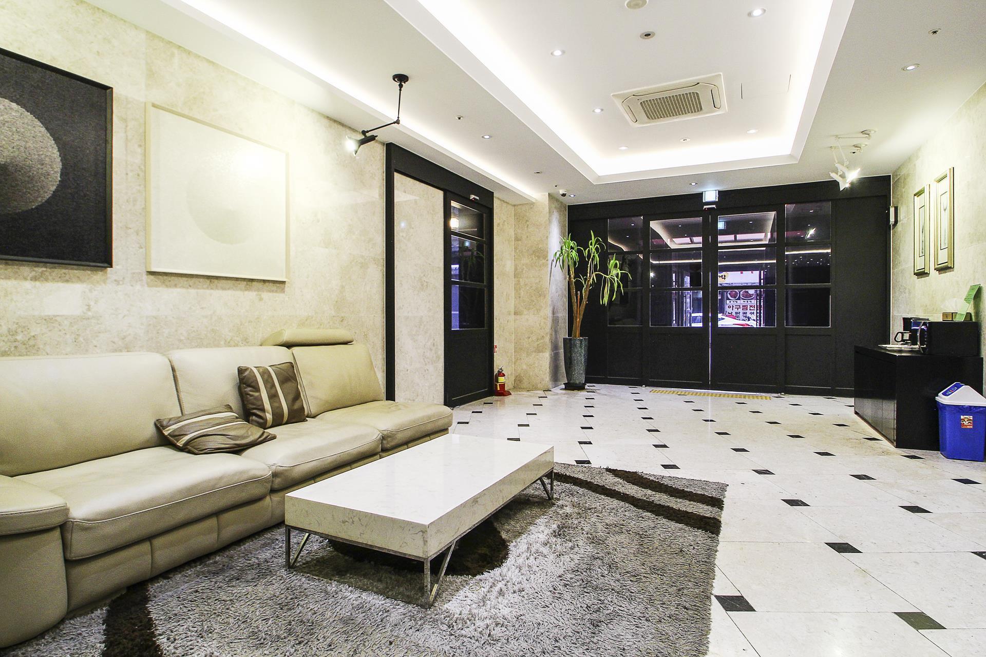 Ganseok Alice Suite Hotel-27