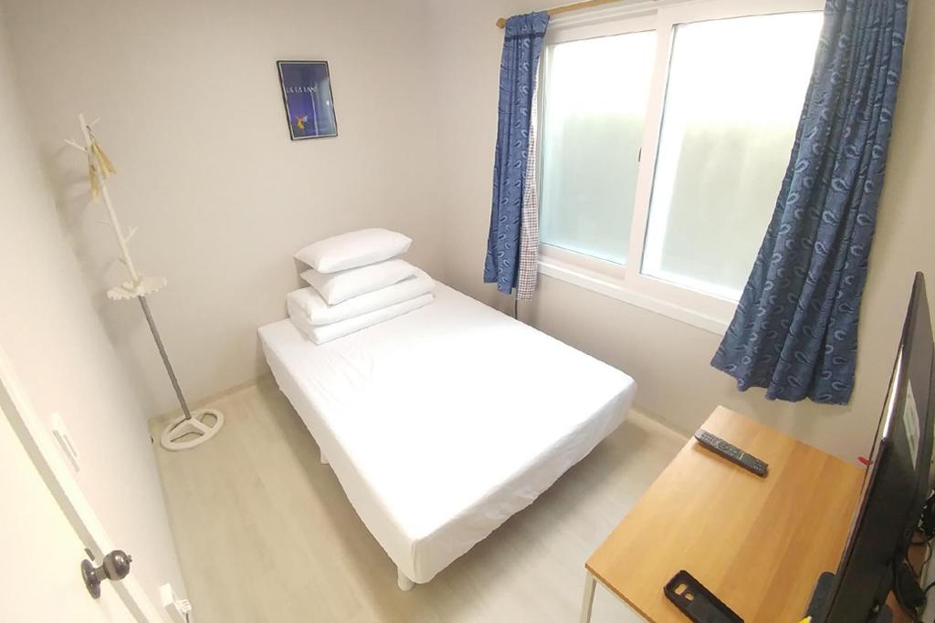 Youngsan Haujae Guesthouse