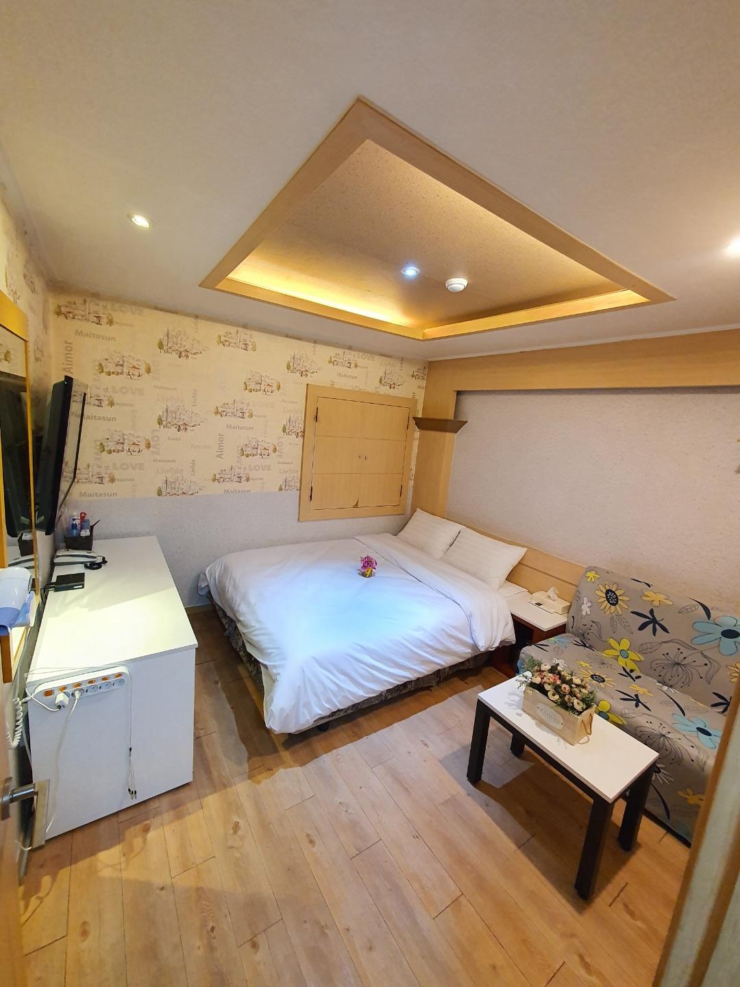 Yanggu Hyundai Motel