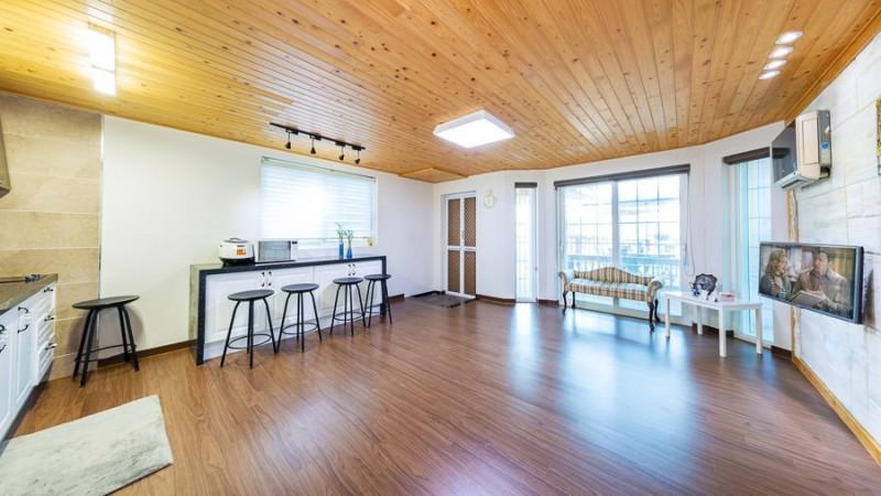 Ganghwado Oeapohang Pension-4